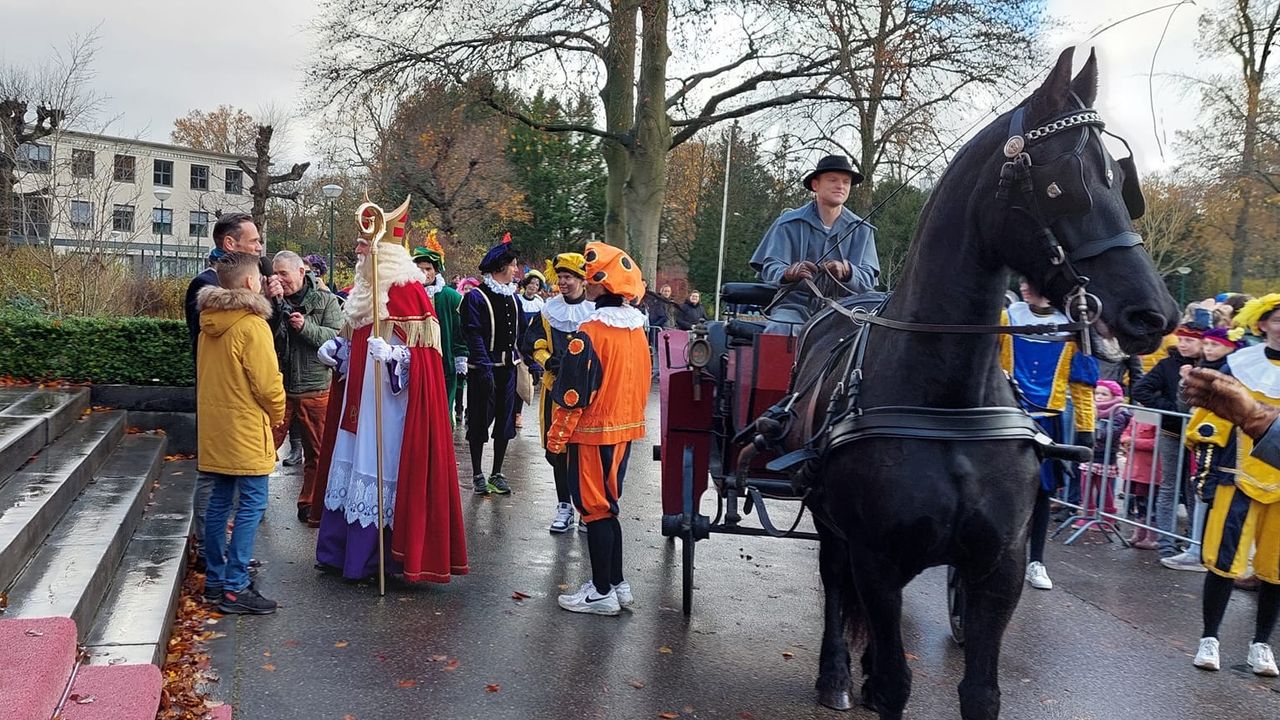Sinterklaas feestelijk verwelkomd in gemeente De Bilt